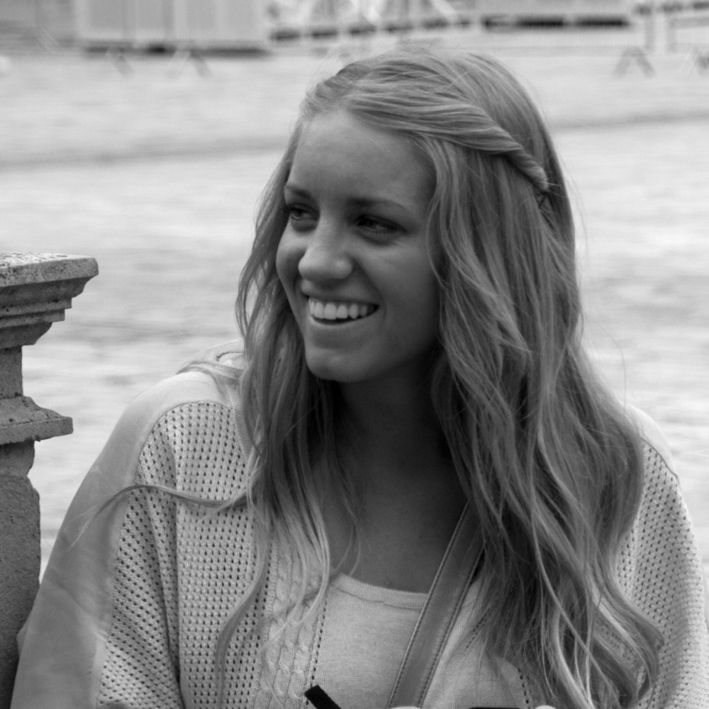 Meet your Posher, Carly